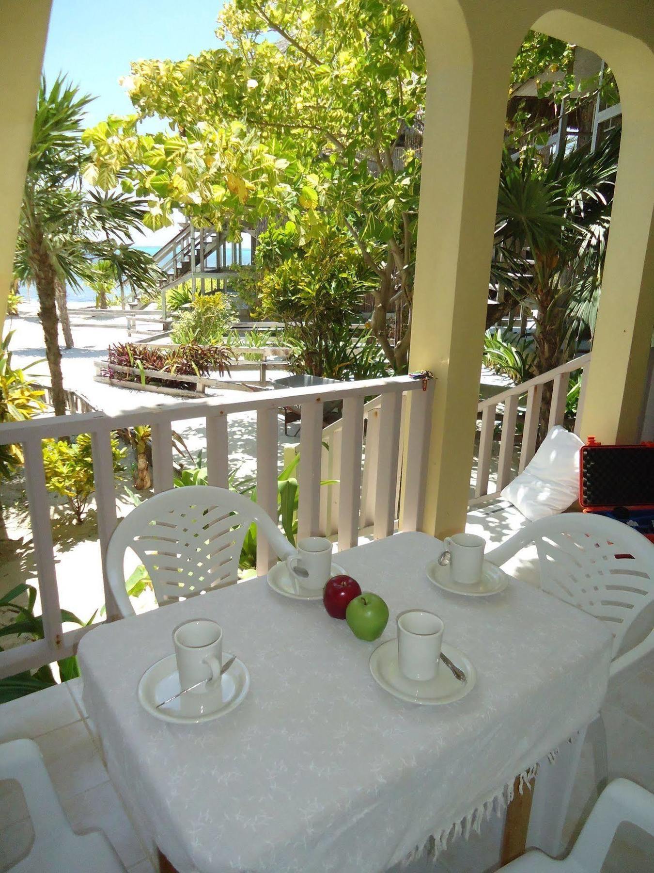 Exotic Caye Beach Resort San Pedro  Exteriör bild
